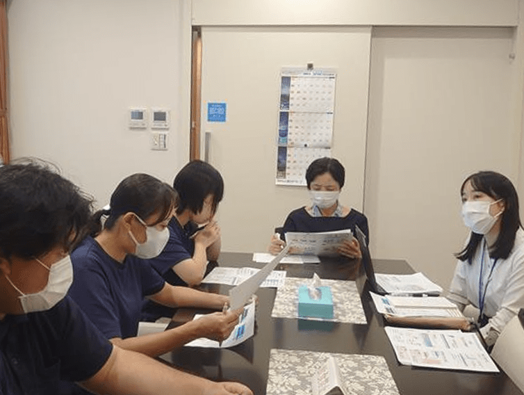 ①ウエリスオリーブ成城学園前 排せつ介助研修画像2